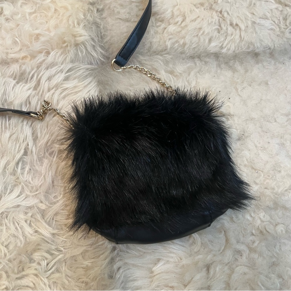 Juicy Couture Faux Fur Crossbody Bag - Picture 2 of 5